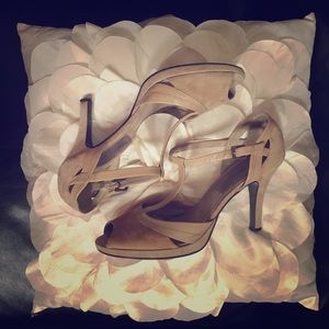 ✨SALE! Sexy Suede Bandolino Peeptoe Pumps/ Heels