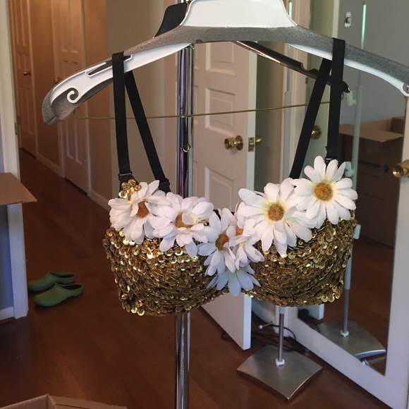 Gold sequined bra top with daisies