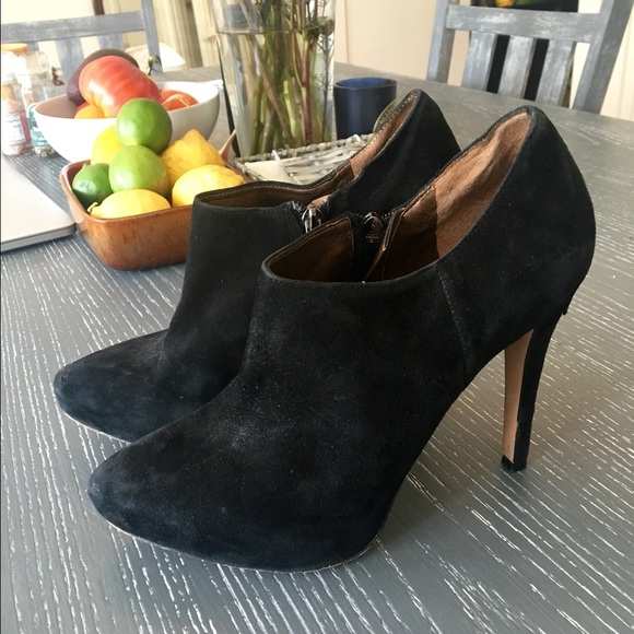 🔥SALE Black suede Sam Edelman ankle booties, 8.5