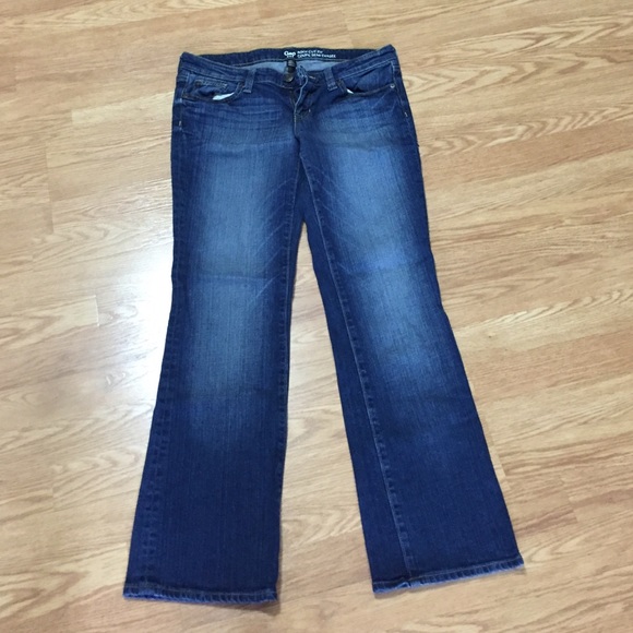 Gap boot cut jeans. Never worn.