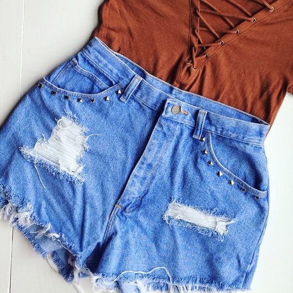 ‼️SOLD‼️Vintage Festival High waisted Shorts