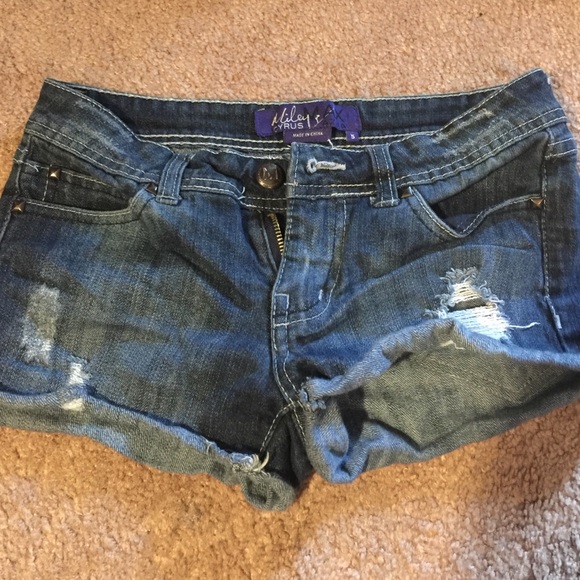 Miley Cyrus Jean shorts
