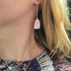 NWT Kendra Scott Nancy Earrings Rose Quartz
