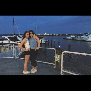 Meet your Posher, Isabel