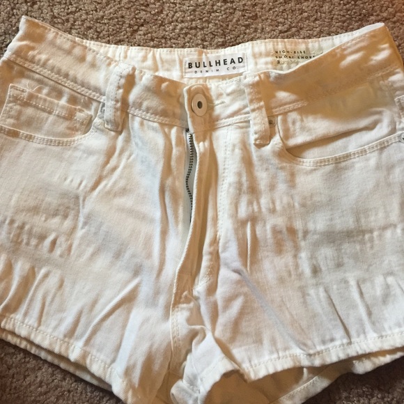 Bullhead high rise short short