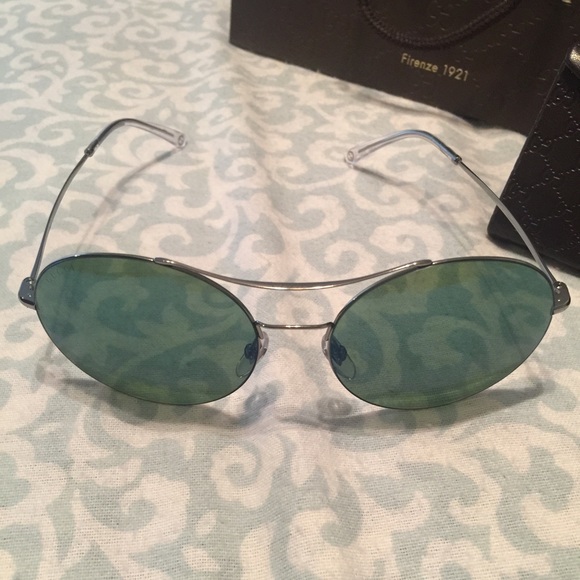 Gucci GG4252/S color: Gunmetal/blue