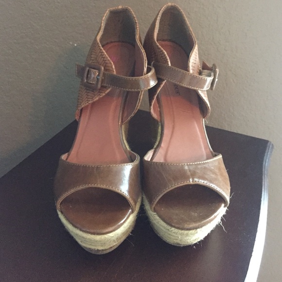 Justfab platform sandals cute and comfy!