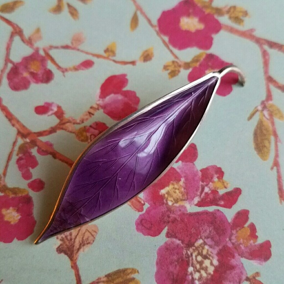 Keeping for my collection! Not for sale - Picture 4 of 8