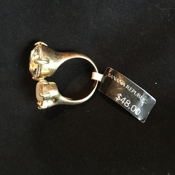 Banana Republic “Shattered Crystal” Ring size 8 - Picture 4 of 8