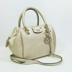 *SOLD* GUESS G CUBE QUILTED SMALL SATCHEL