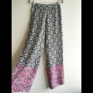 Printed flowy wide-leg pant