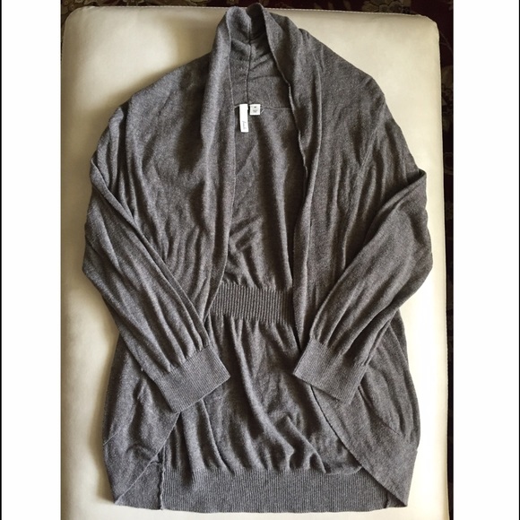 Nordstrom Frenchi cardigan. Size M
