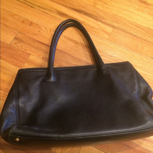 Womens Chanel bag - Picture 2 of 8