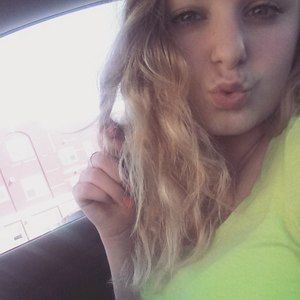 Meet your Posher, Mercedez