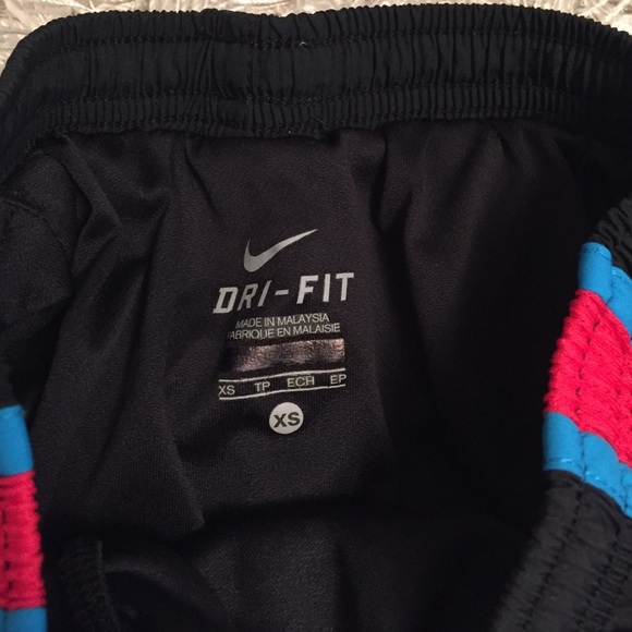 BRAND NEW nike dri-fit athletic shorts - Picture 2 of 3