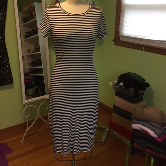 Stripped midi body con dress - Picture 1 of 4