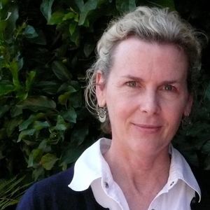 Meet your Posher, Leslie