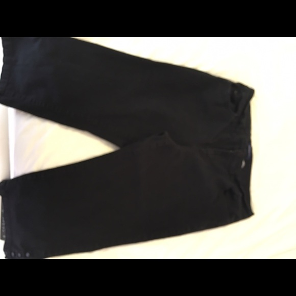 Bandolino black Capri jeans