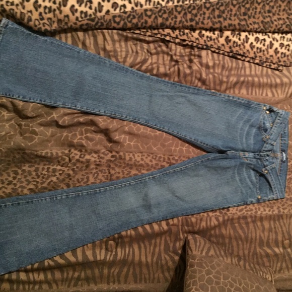 Rock and Republic Jeans!!