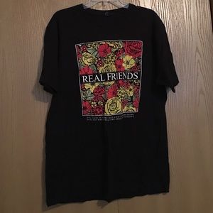 Real Friends band tee✌🏻️
