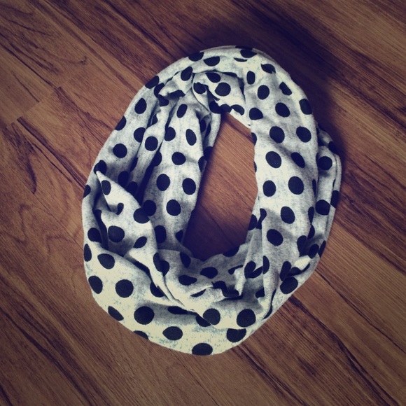 Soft & Stretchy Infinity Scarf