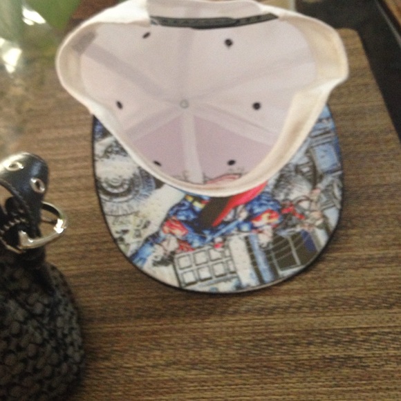 Hat - Picture 2 of 2