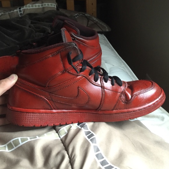 Jordan 1 - Picture 2 of 4