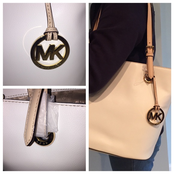 🆕⬇️Michael Kors Medium Tote, Leather Vanilla $248 - Picture 4 of 4