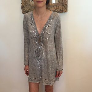 NWT! Calypso beaded grey top