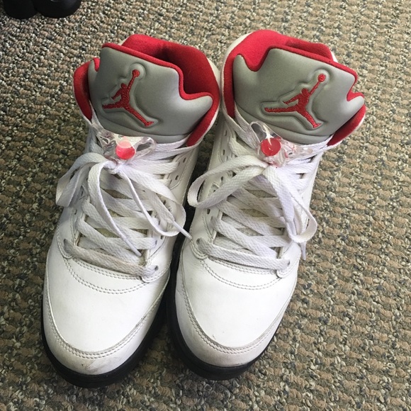 Air Jordan Retro 5's (firereds) 👟