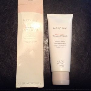 Mary Kay 3-in-1 Cleanser