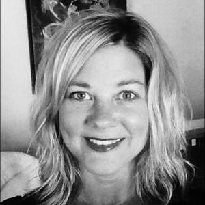 Meet your Posher, Jenifer