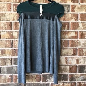 *SOLD* Bailey 44 Cut-out Top