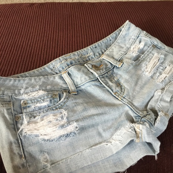 American Eagle size 0 ripped light washed