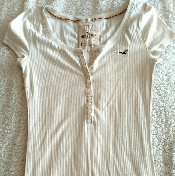 Pearl White Hollister T-shirt