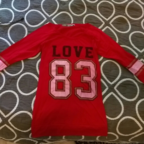 Red Sporty T