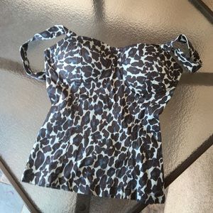 Blue leopard top