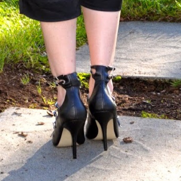 Shoe Dazzle Shoes - Mary Janes & cat shoes Shoe Dazzle Shoes - Mary Janes & cat shoes