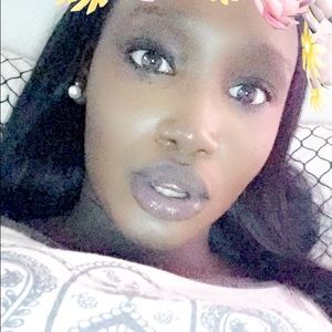 Meet your Posher, Regina