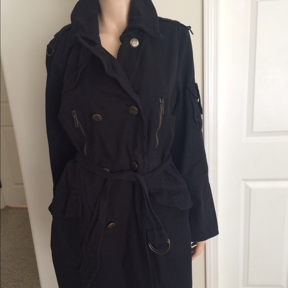 CB's Closet Jackets & Blazers - NEW Black Trench Coat ⚡️