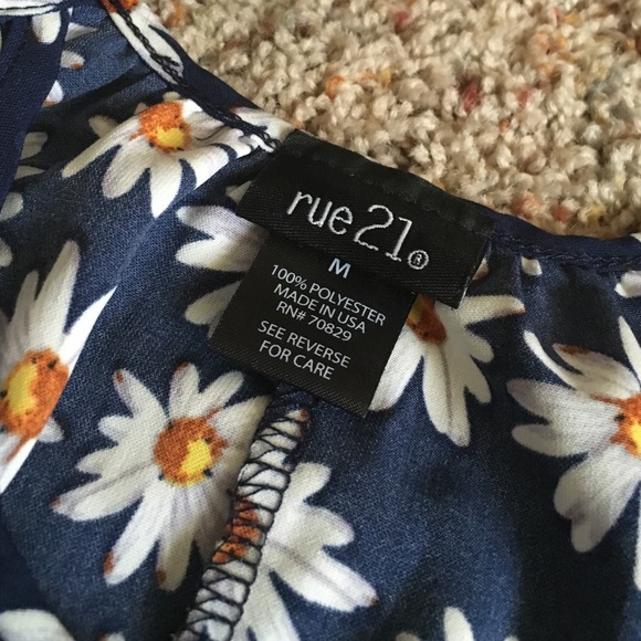 Daisy Tank Top - Picture 2 of 3