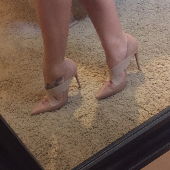 ❌❌SOLD❌❌Christian Louboutin ADDITIONAL PICS - Picture 2 of 2