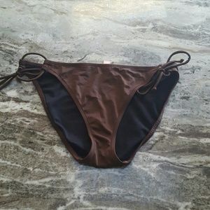 Brown bikini bottoms