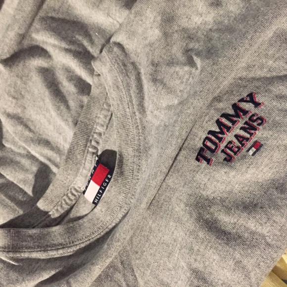 Tommy Hilfiger tee