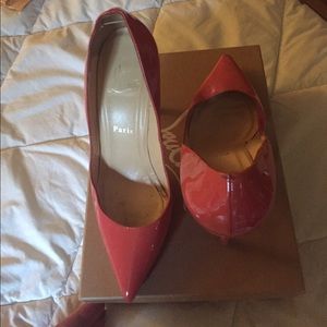 Christian Louboutin Pigalle Plato 39.5 Christian Louboutin Pigalle Plato 39.5