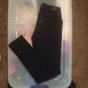 Black Levi skinny jeans
