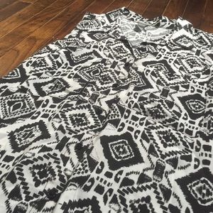 Aztec Sleeveless Blouse❤️