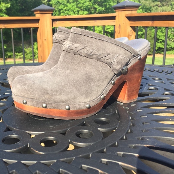Like new Ugg suede clogs w/wood heels
