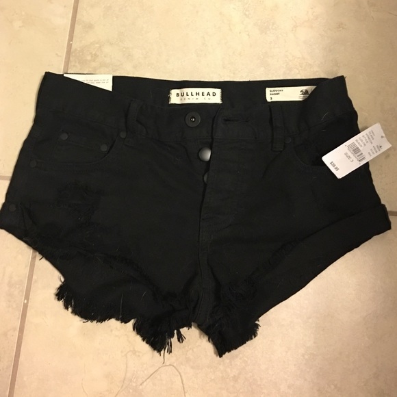 Bullhead black denim size 3 shorts