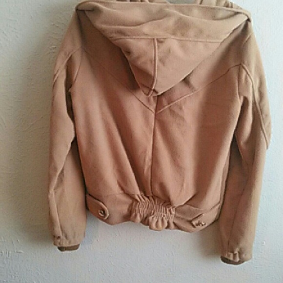 Coat - Picture 2 of 4